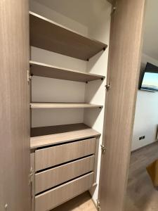 Céntrico,acogedor, con gran vista y estacionamiento