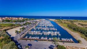 Bateaux BATEAU STANDING A QUAI tout confort : photos des chambres