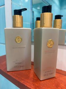 Cannes Blue Riviera Luxe