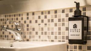 Domus Pietra nel cuore di Roma