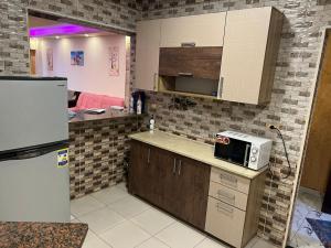 Deluxe Pyramids View