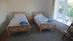 Spinnaker Cadgwith Holiday Home