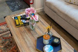 Perch - Capitol Luxe F