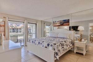 Sail Away Villa at Edgewater Beach Resort