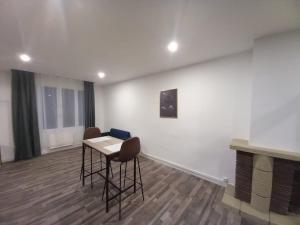 Appartements Suite Noire et Blanche : photos des chambres