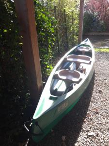 Huisje Suus, inclusief jacuzzi, kano en kajak