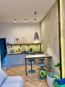 ART DESIGN APARTMENT 2a i 2b