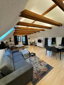 Fränkisches Nest am Schwanberg für 2-4 Personen - in der Nähe aller Weingüter, KNAUF GIPS KG und ConneKT