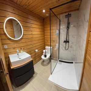 Chalets Chalet 6 dans les Pyrenees proche d'Andorre : photos des chambres