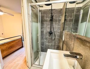 Appartements Charming Flat in the Historic Center of Saint-Remy : photos des chambres