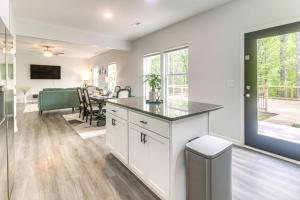 Stay & Play in Charlotte: Family Home w Deck