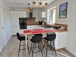 Maisons de vacances Charmante longere dans le Morbihan pour 6 personnes : photos des chambres
