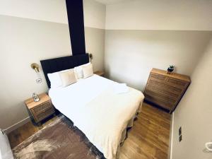 The Trundleys House - NO 91 - Peaceful Downtown Rooms
