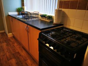 The Park Lane Retreat - Contractors welcome