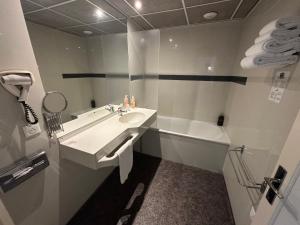 Hotels Hotel Chiffre : photos des chambres