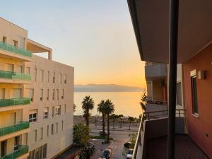 Beach View Lungomare Apartment