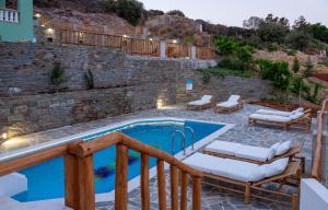 POSEIDON Villas Agia Pelagia-Private swimming pool and sea view
