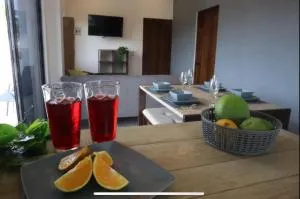 Apolo Apartment, near the beach with pool - Isla Navidad