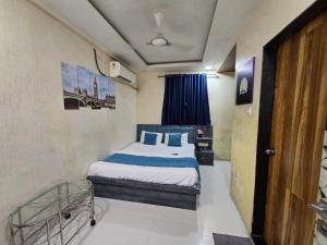 Hotel Mari Aai Residency