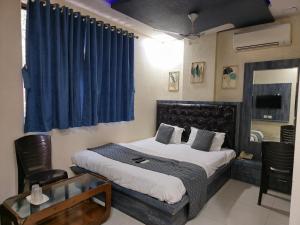 Hotel Mari Aai Residency