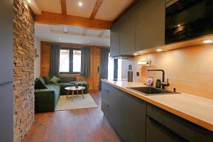 Alte Försterei - Komfort-Fewo HOCHSITZ mit Pool & Sauna