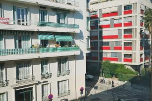 Proche de centre-ville à 5 minutes de la mer à pied