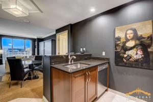 MGM Signature-04-602 1Br 2Ba Balcony Suite