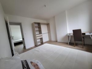 Sejours chez l'habitant La Taniere du Nord : Chambre Double Standard avec Salle de Bains Commune