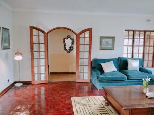 Large Family Home-Neighboring Northcliff and Greymont