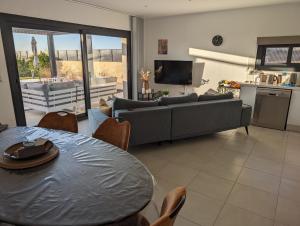 The Green Corner - Lo Romero Golf Resort