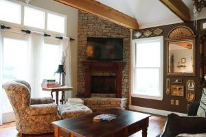 A Mammoth Cave Getaway