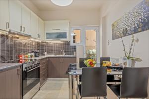 3BD Luxury Apartment close to Metro