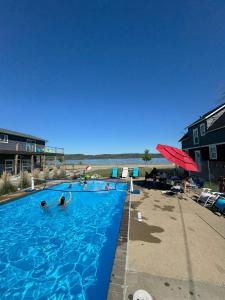 Poolside Double Rooms