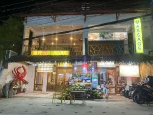 AlonaBeach Tourist Inn - Taporok