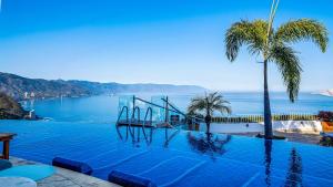Grand Miramar Residences by HOLT - 3BR