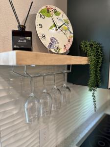 DWELL in Alaska "BIGGER" Unit m