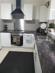 Private Luxury Double Room In Cardiff