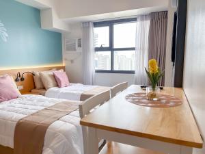 Cozy Space by Nomad Space PH at Horizons 101 Cebu City with Pool, Netflix, Wifi