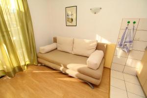 Apartments by the sea Zivogosce - Blato, Makarska - 24290