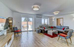 Awesome Home In Novi Vinodolski