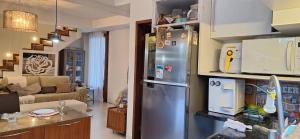 Casa praiana em condominio com lazer