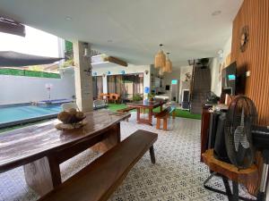 1422 Hot Spring Resort