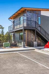 Quiet family getaway - 2 kings, pet friendly