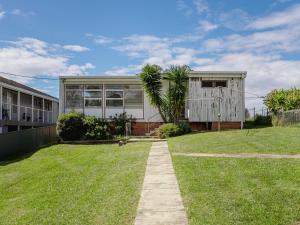 Boardwalk Bungalow - pristine ocean views