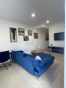 NEW 3 Story in Homestead- 32.5 Balcony & Rooftop