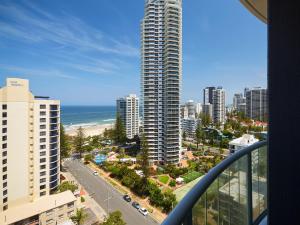 Twin beds room with a great view in Heart of GC
