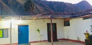 hostal y campikg el tenplo