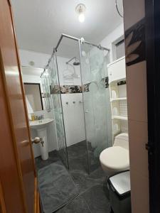 Dorado Inn - Cerca al Aeropuerto - Habitación 201