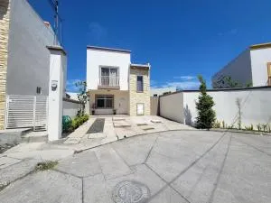 Casa el Roble Oeste, Minimalist - Данли