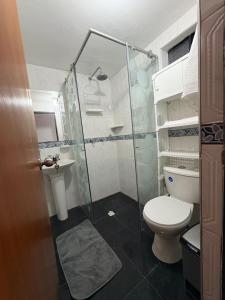 Dorado Inn - Cerca al Aeropuerto - Habitación 302